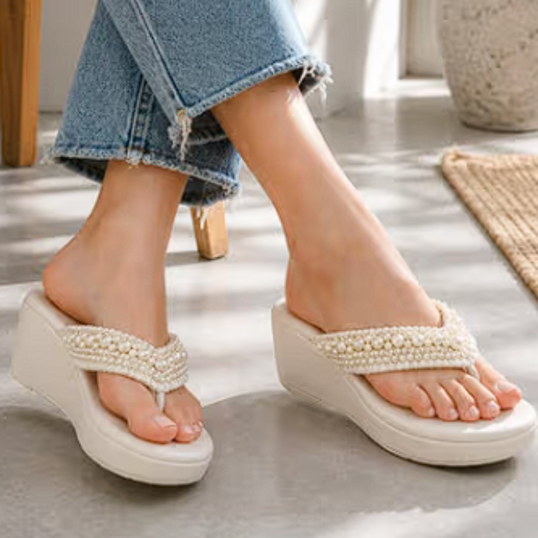 Sandal Stories Ivory Moon Pearl Luxe V-Wedges (EURO 38) - Image 2